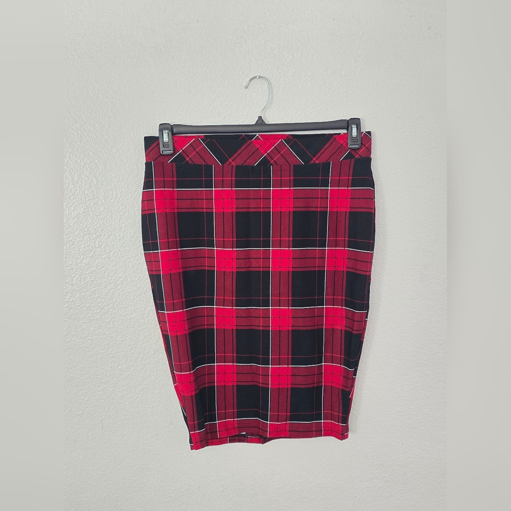 Torrid Red & Black Plaid Stretch Pencil Skirt